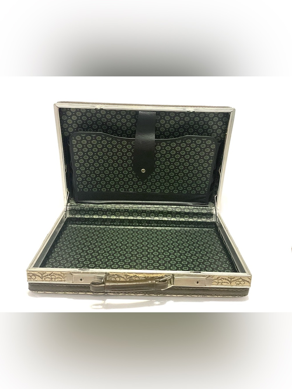 Vintage 1970’s Fabric Covered Briefcase - Picture 10 of 13